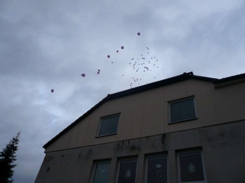 Vypouštění balónků s přáním Ježíškovi - 9.12.2010